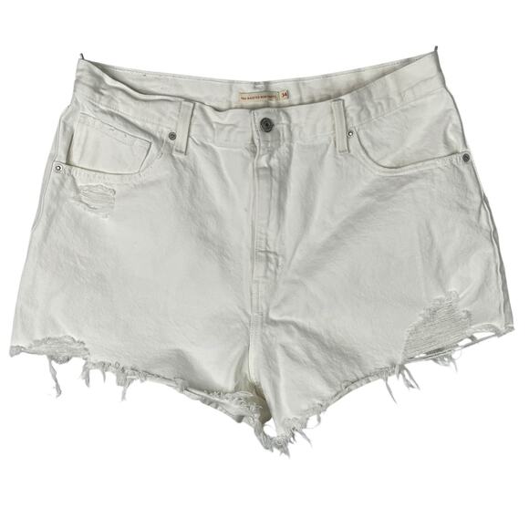 Levi’s High Waisted Mom Shorts Jean Denim White Distressed Frayed Cut Off 34 - Picture 1 of 7